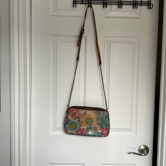 Patricia Nash Handbags - Patricia Nash crossbody gently used